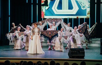 Сила в единстве, в танце душа!