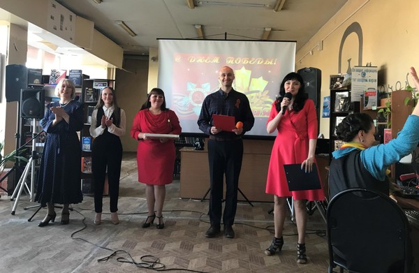 Праздничная программа «Сквозь года звенит Победа»