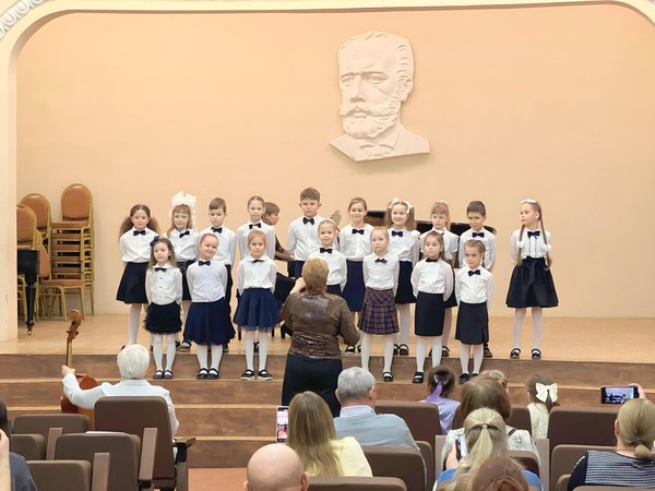 Концерт фортепианного отделения «Здравствуй, лето»