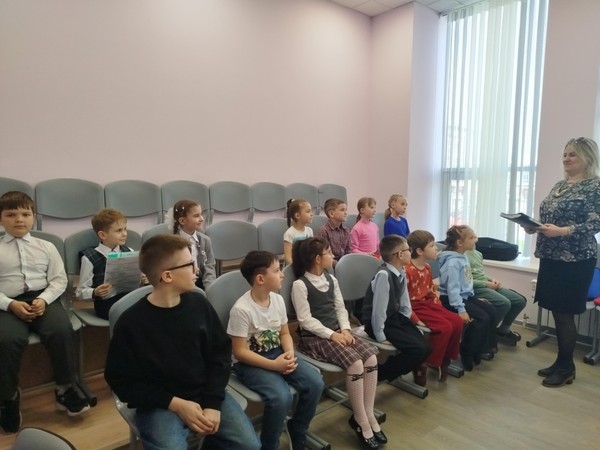Лекция «Песня, которой поставили памятник»