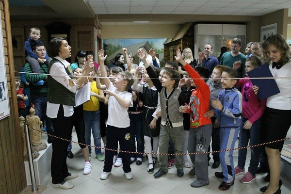 Развлекательная программа «Почтальон детских приветов»