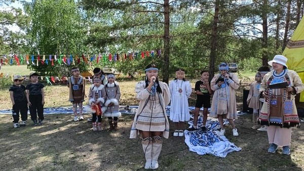 Познавательная встреча «Многоликая Россия»