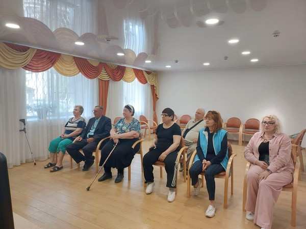 Литературно–поэтический час «Камни родного города»