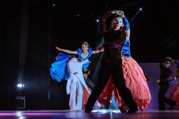 Шоу-балет «История про Золушку»