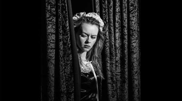 Восемь женщин