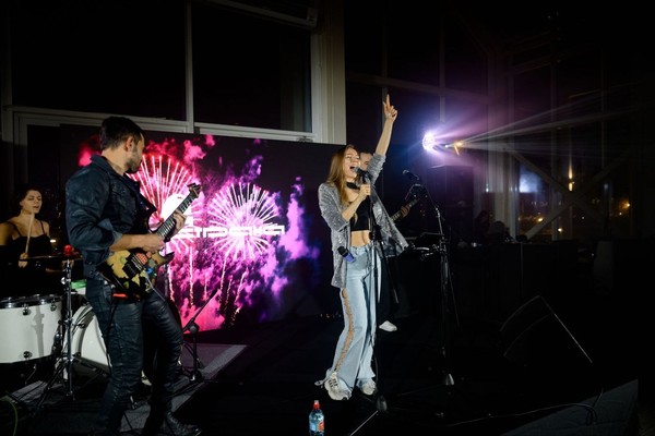 Вечер хитов Dua Lipa