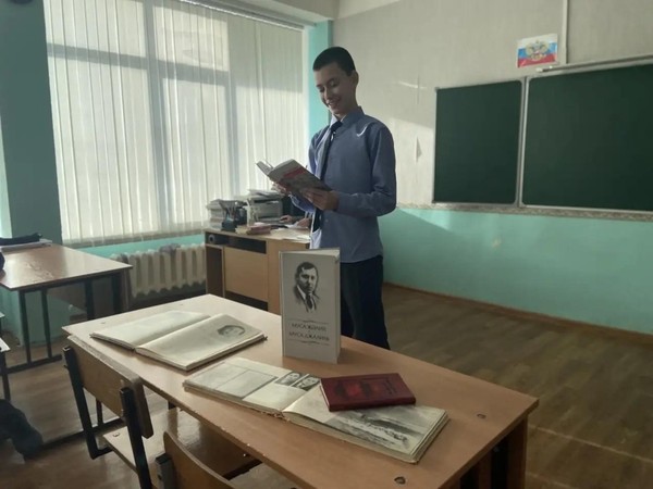 «Эш беткәч уйнарга ярый После работы можно поиграть»