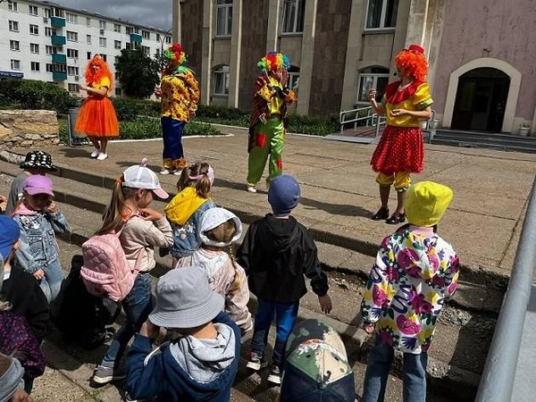 Литературное путешествие «В гостях у сказки»