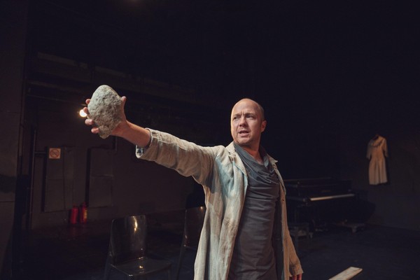 «Кроткая». Спектакль Евгения Стычкина в постановке Павла Сафонова