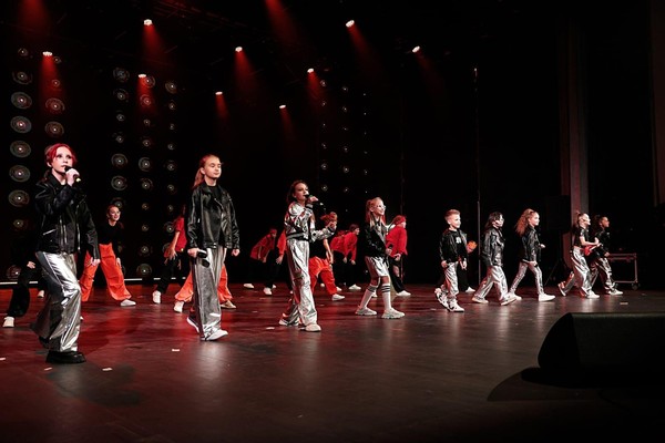 Отчетный концерт «Не опять, а снова»