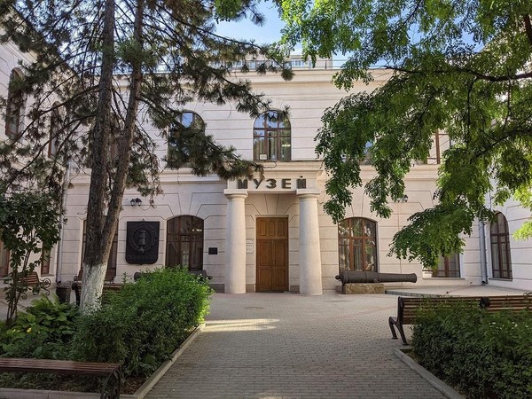 Музыкальный вечер «Под белой акацией»