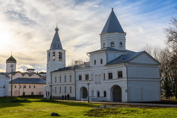 «Конец» с бесконечной историей