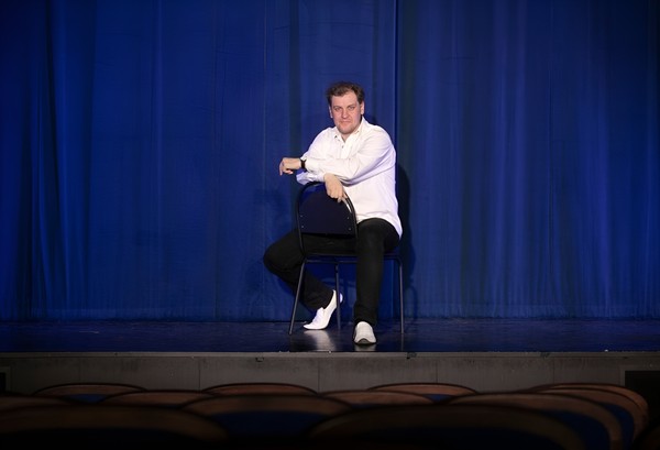 Наедине со сценой