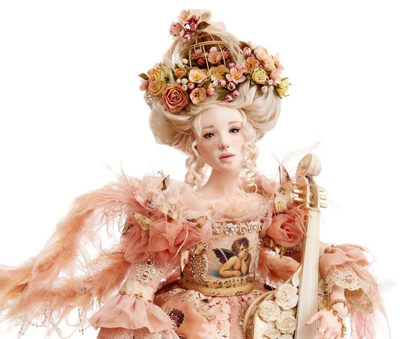 Дебют. Бал кукол