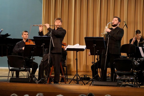 Концерт «Вселенная рока: Queen, Metallica, Linkin Park, Nirvana, «Король и Шут», «Ария»