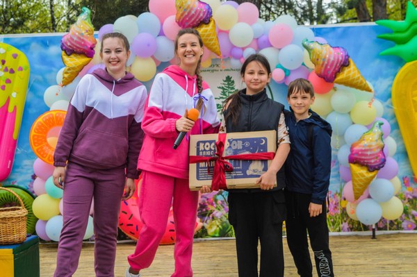 «Весеннее караоке» музыкальная программа, в рамках Открытия весенне-летнего сезона