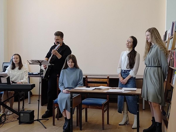 Творческий вечер «Весна Победы»: ко Дню Победы