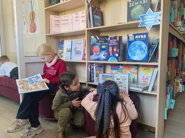 «Нескучный выходной» Литературный час «Суровые рифмы великой войны»