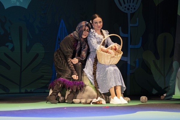 Сказка про весёлого эльфа и злую колдунью