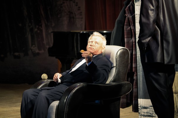 Аккомпаниатор