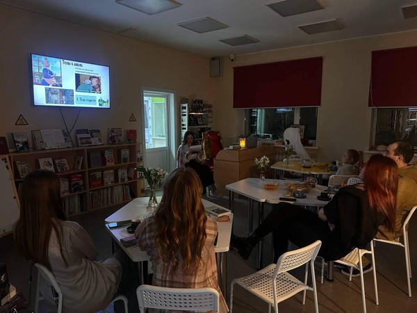 Литературный салон «По туманной долине бредет Ходячий замок»