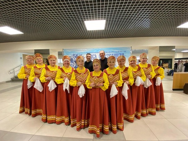 «О чём поёт русская душа». Концерт ансамбля русской песни «Зарянка»