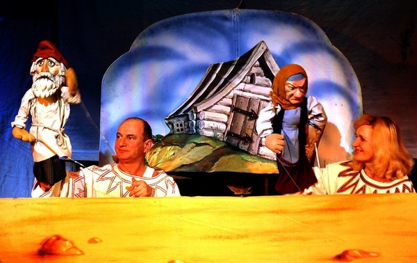 Спектакль «Сказка о рыбаке и рыбке»