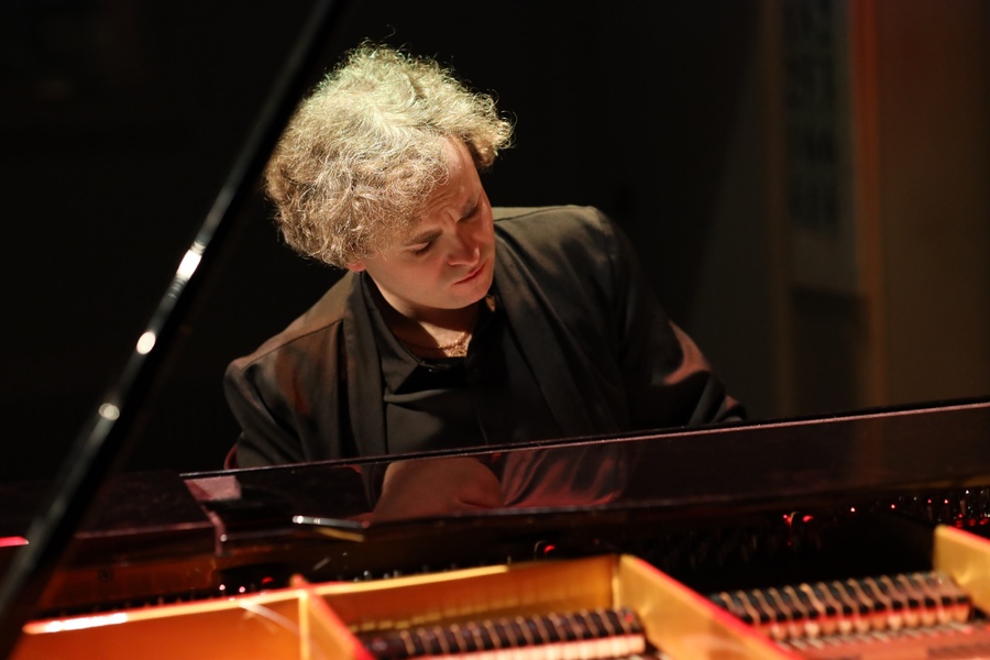 "Лодка в океане" Евгений Савельев, фортепианный концерт французской классической музыки