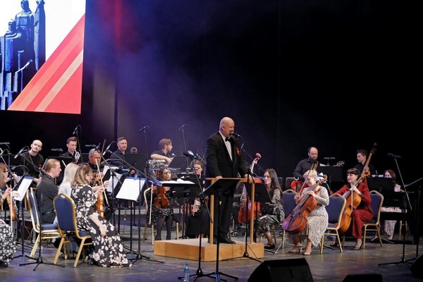 Концерт «Ты только меня дождись»