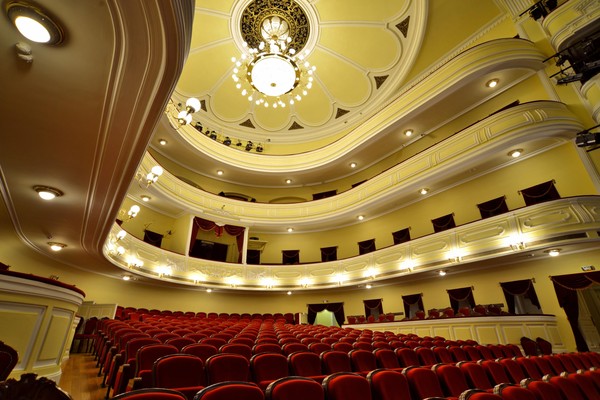 Программа «Экскурсия по закулисью»