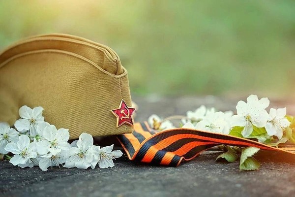 «Листая страницы Победы»