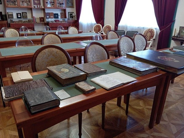 Экскурсия «В зоне доступа: секреты фондов»