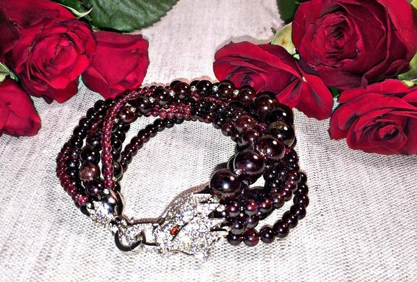 Встреча книжного клуба Гранатовый браслет