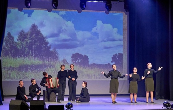 Показ литературно-музыкальной композиции «Солдатский блокнот»