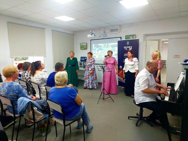 Литературно-музыкальный вечер к Дню Победы