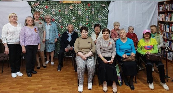 Литературно-исторический экскурс «Отгремела война, уже давней историей стала»