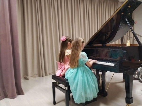 Концерт «Весенние сонатины» учащихся класса фортепиано