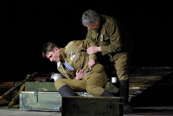 Спектакль «Рядовые»