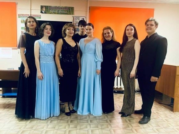 Музыкально-поэтический экскурс «Песни, с которыми мы победили»