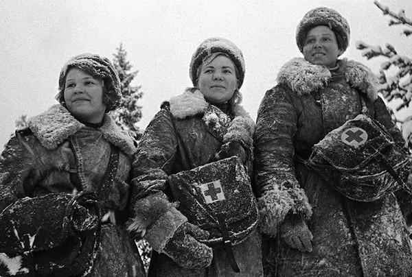 «Сила слабых: женщины на войне»–презентация о женщинах-героях Великой Отечественной войны