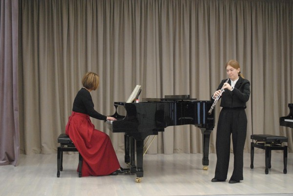 Концерт «Весенний концерт» учащихся класса флейты и гобоя