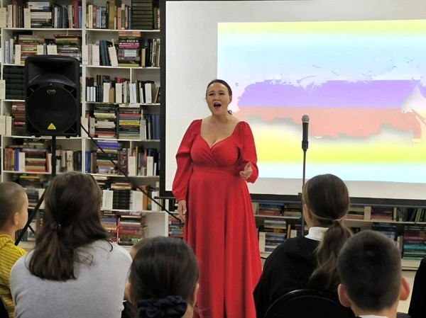 Литературно-музыкальная гостиная «А значит нам нужна одна Победа…»