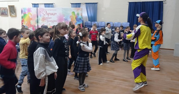 Развлекательная программа«Знай свой город»