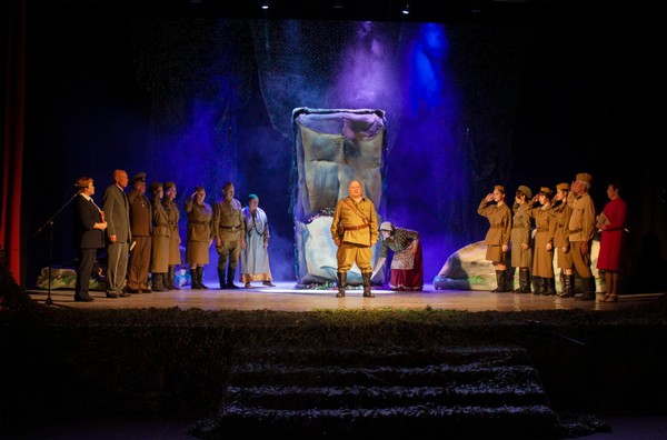 Спектакль «А зори здесь тихие…»