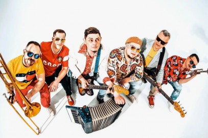 Оторвёмся по-питерски с рви меха оркестром!