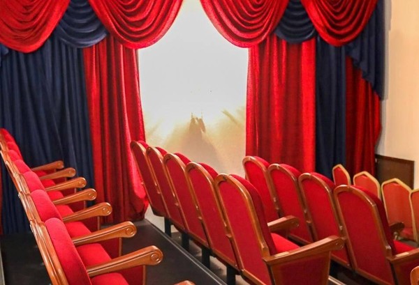 Спектакль «Фантазии Фарятьева»