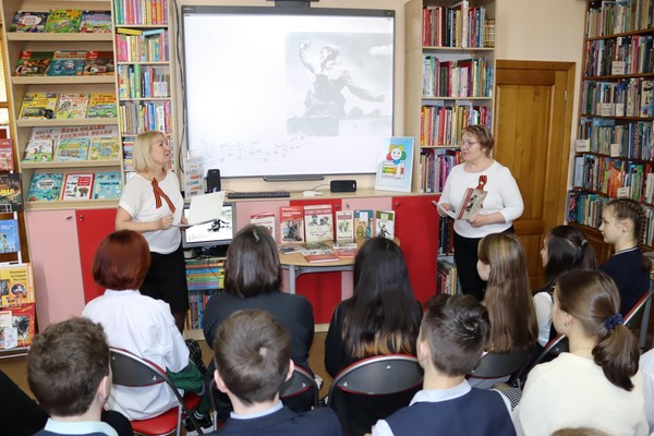 Литературно-исторический час «Иркутск. Улицы в память о героях Великой Отечественной»