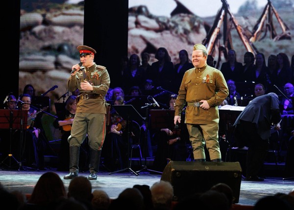 Праздничная программа «Была весна — весна Победы»