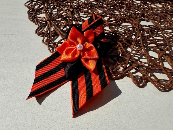 Мастер-класс «Памятный аксессуар ко Дню Победы»