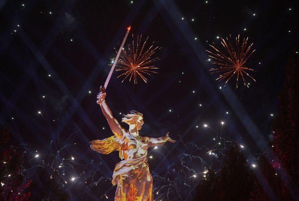 «Под салютом Великой Победы»